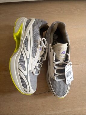 Stella McCartney x adidas Sportswear 2000 'Gobi Trace Olive'